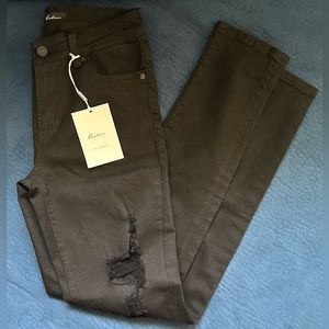 KanCan Los Angeles Mid-Rise Black Ripped Jeans